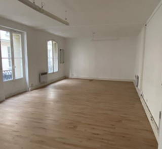 Espace indépendant 100 m² 20 postes Location bureau Rue Saint-Sauveur Paris 75002 - photo 2